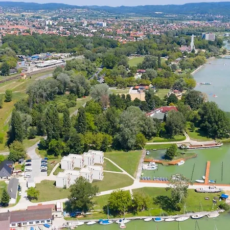Apartmanhotel Akvárium