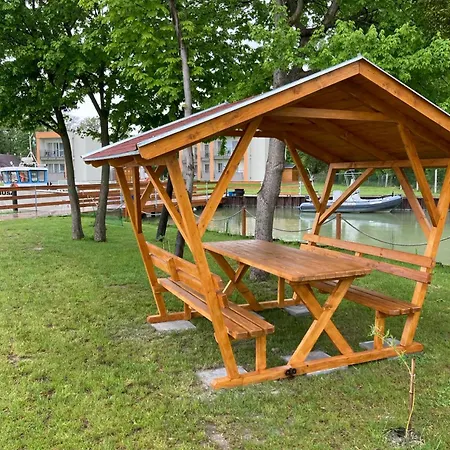 Aparthotel Akvárium