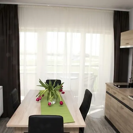 Akvárium Apartmanhotel *