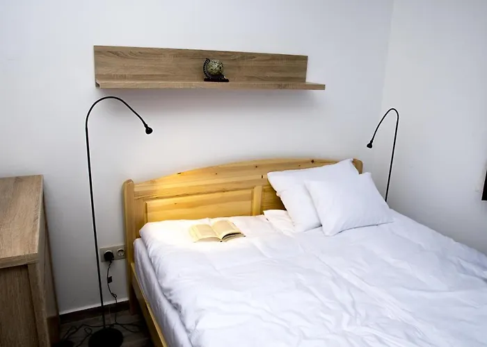 Akvarium Apartmanhazak * Kestel