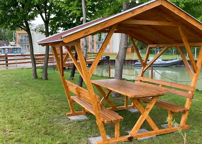 Apart Otel Akvarium Apartmanhazak