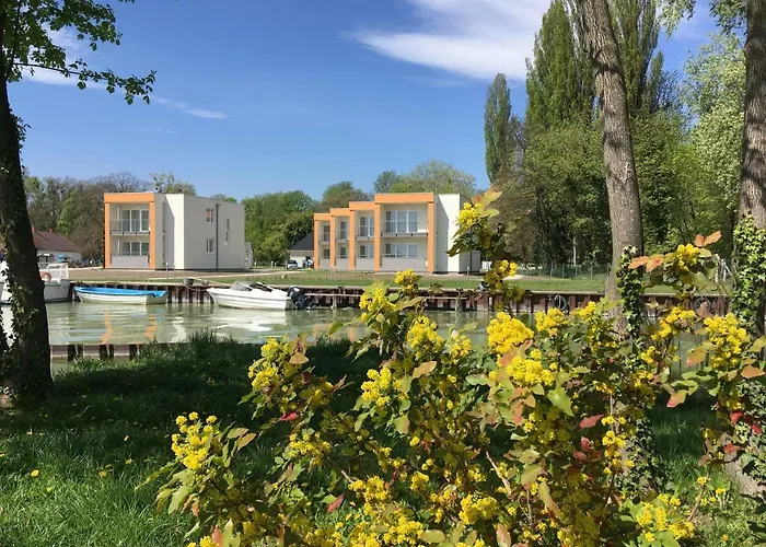 Akvarium Apartmanhazak Aparthotel