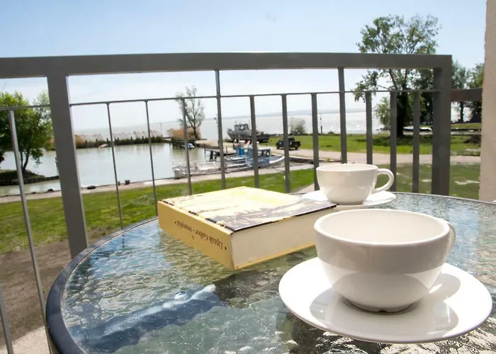 Apart Otel Akvarium Apartmanhazak