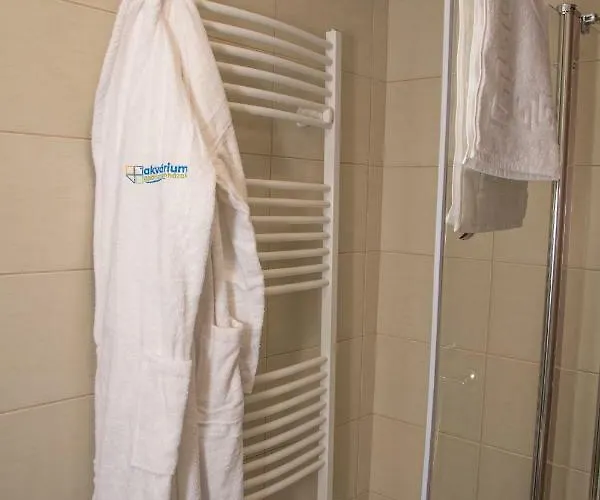 Akvarium Apartmanhazak Aparthotel *