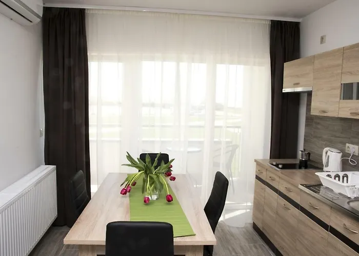 Akvarium Apartmanhazak Aparthotel *